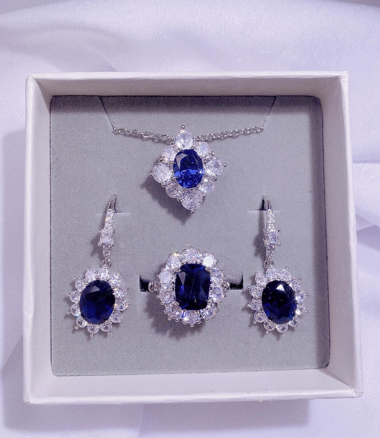 NO.6-Ladies Fashion dark blue accessories Set-Dark Blue Stunning Lace Necklace, Dark Blue Flower Earrings, Exquisite Small Oval Ring.brass zirconia.