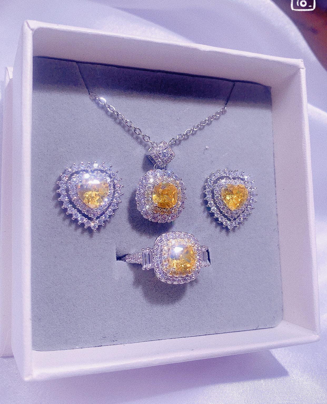 NO.16-Ladies Fashion Accessories Yellow Three-Piece Set, Stunning Square Necklace, Flower Cute Love Earrings, Square Ring