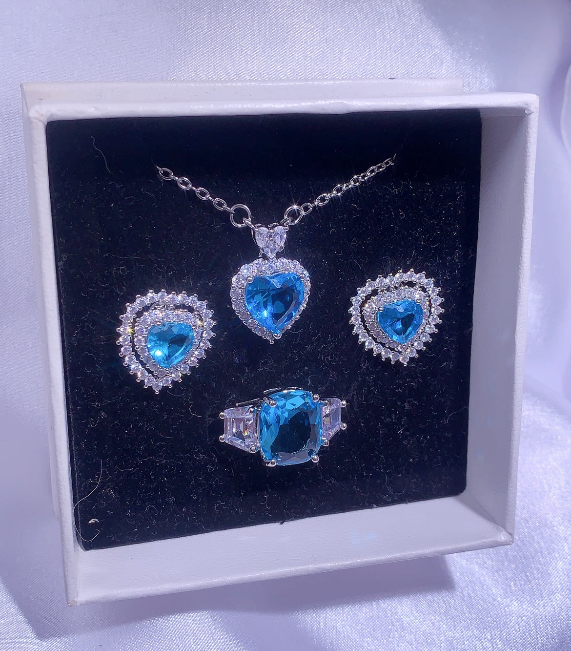 NO.61-Ladies Fashion Jewelry, Blue Three-piece Set, Double Heart Necklace, Heart Earrings, Heart Ring