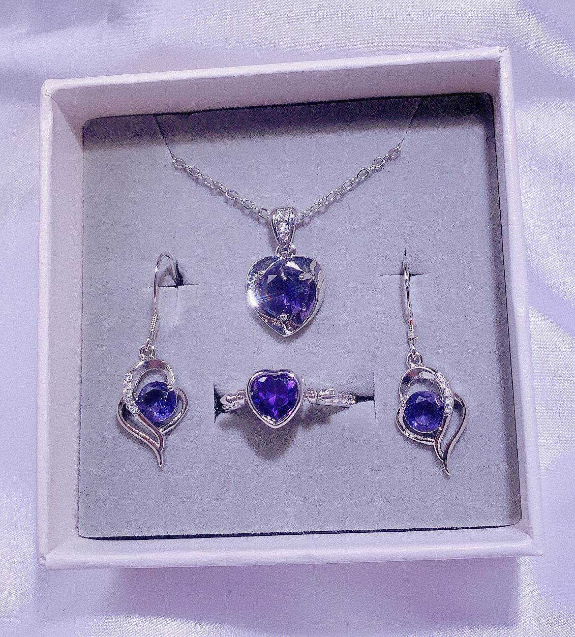 NO.3-Ladies Fashion Jewelry Delicate 3-piece Set, Purple Heart Necklace, Purple Dangle Earrings, Heart Spin Ring