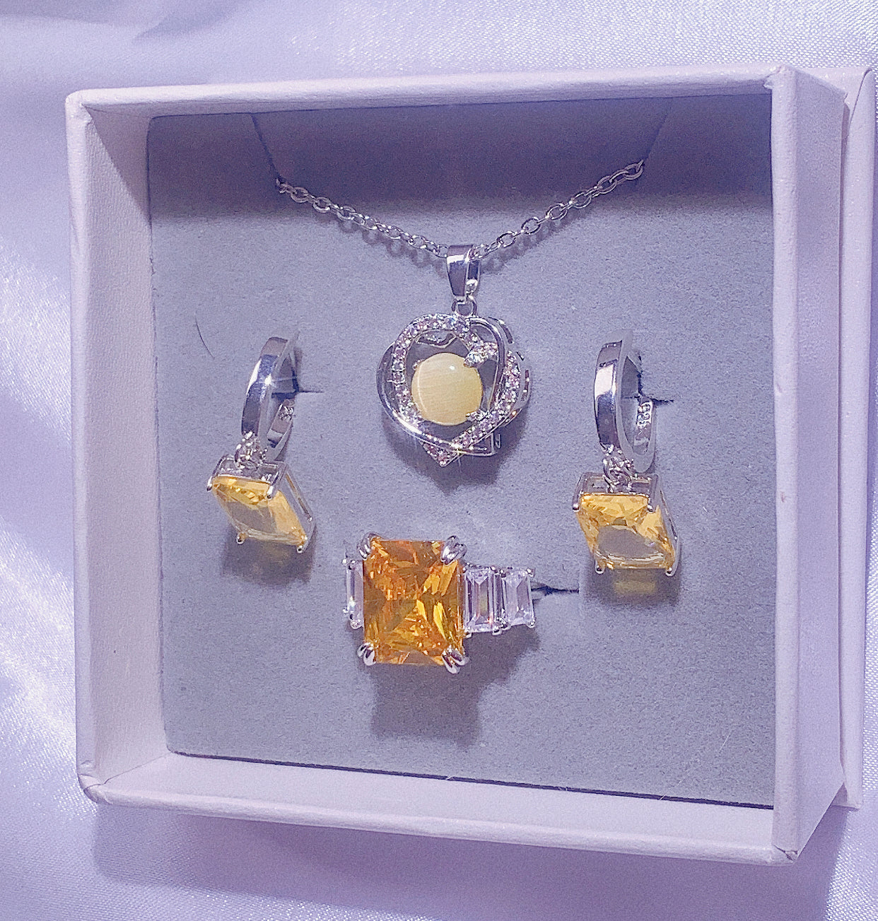 NO.46-Women's Fashion Jewelry, Yellow Three-Piece Set, Double Love Necklace, Square Earrings, Square Ring