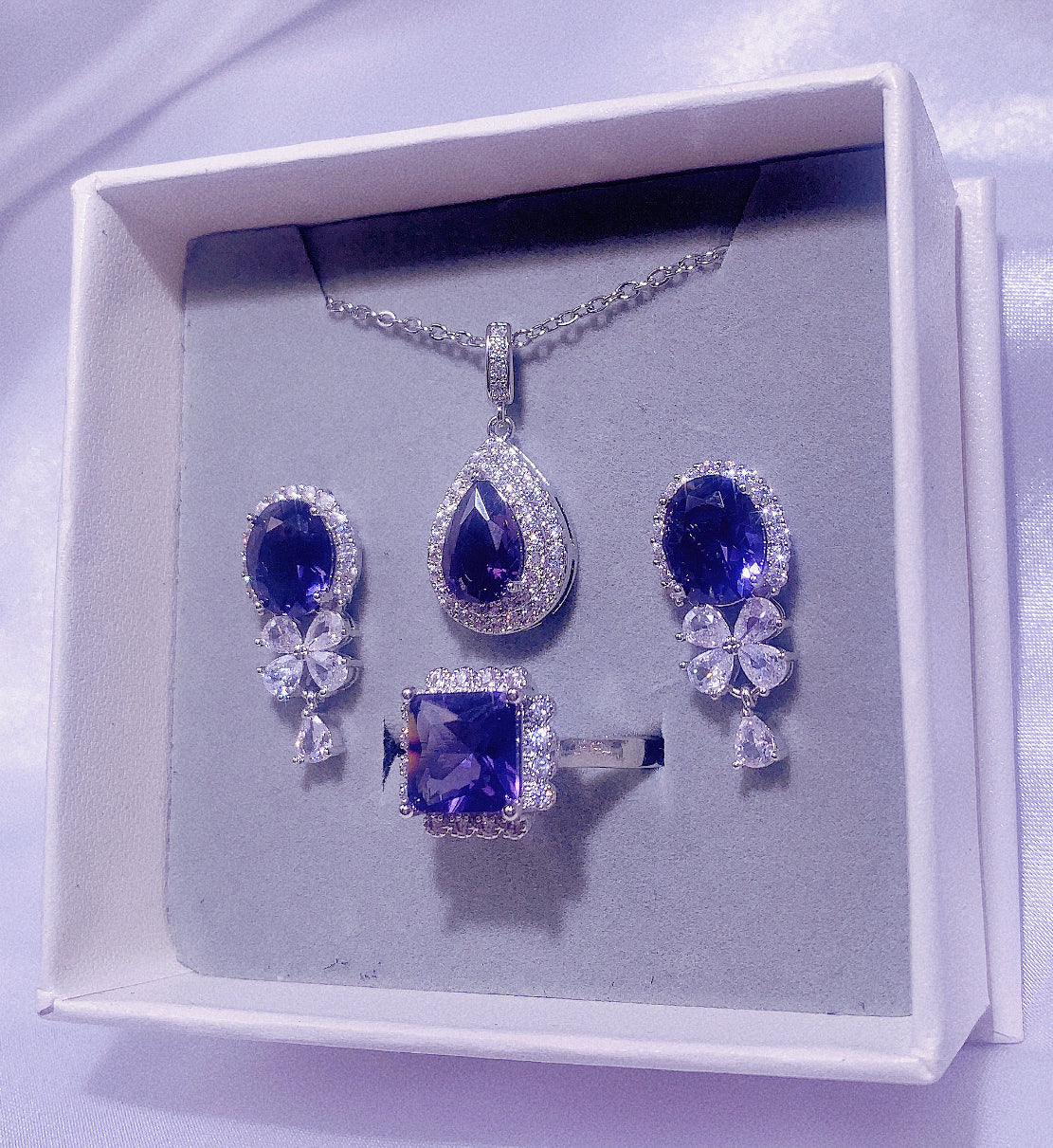 NO.10-Women's Fashion Accessories Purple Three-Piece Set, Droplet Necklace, Small Flower Earrings, Square Lace Ring