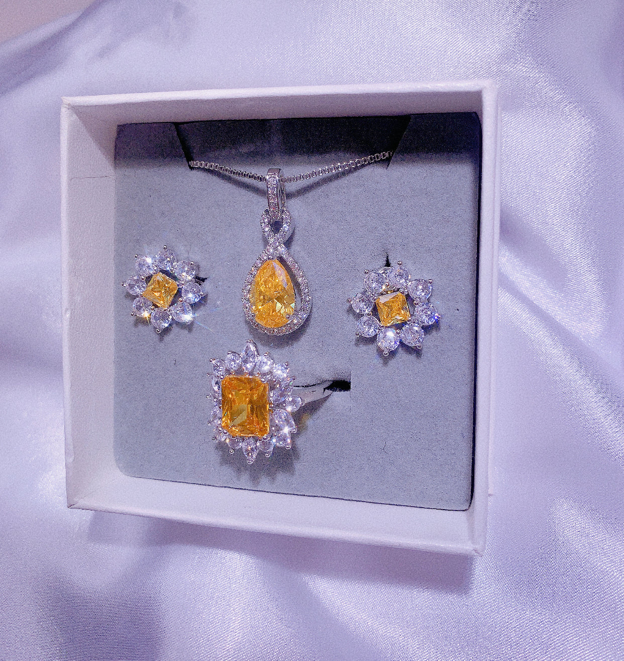 NO.63-Women's Fashion Jewelry, Yellow Three-piece Set, Drop Necklace, Small Flower Earrings, Square Lace Ring