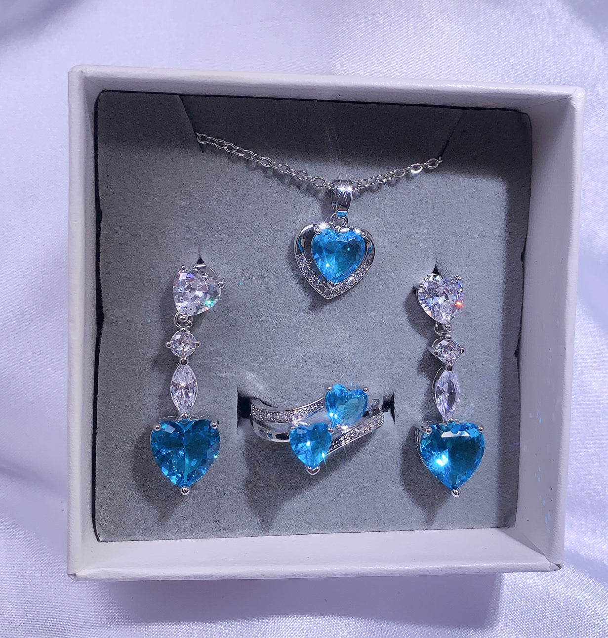 NO.49-Women's Fashion Jewelry, Blue Three Piece Set, Love Necklace, Love Dangle Earrings, Double Love Ring