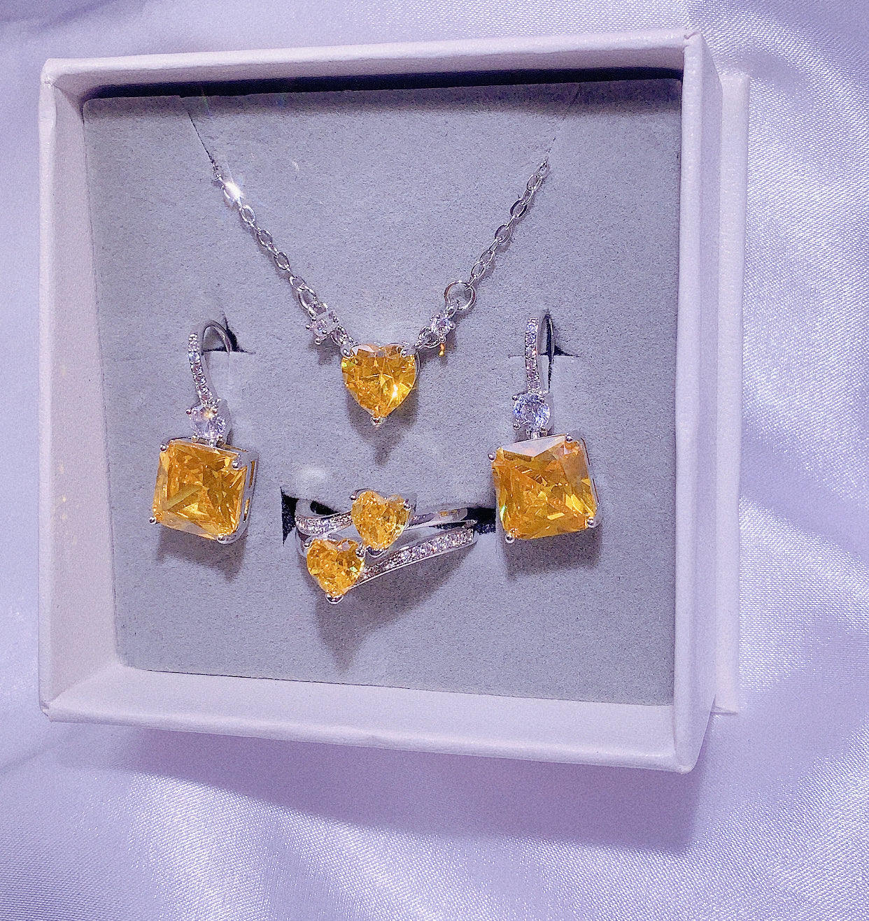 NO.40-Women's Fashion Jewelry, Blue and Yellow Three-piece Set, Square Necklace, Square Earrings, Positive Double Heart, Ring