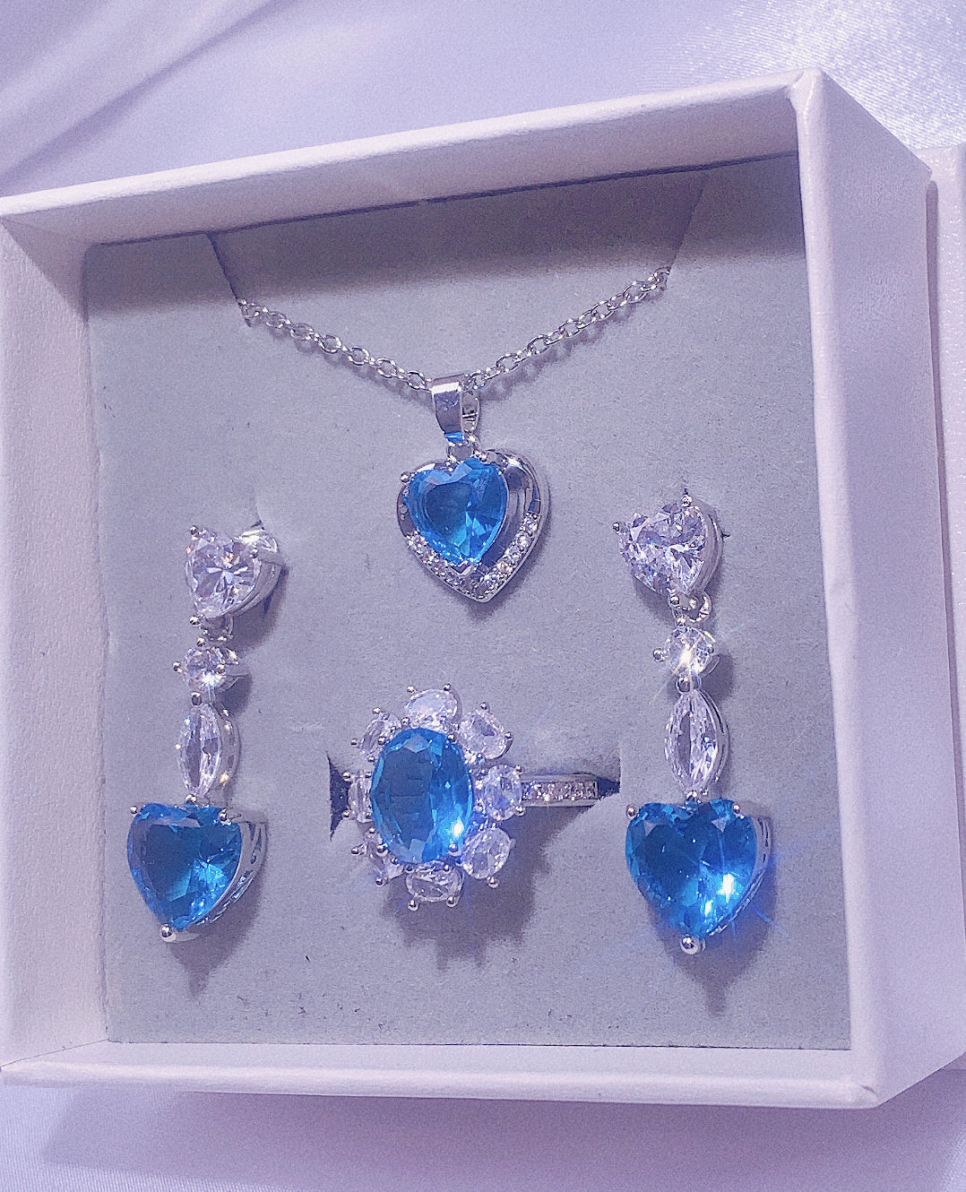 NO.15-Ladies Fashion Accessories Blue Three-Piece Set, Cute Love Necklace, Long Love Earrings, Lace Oval Ring