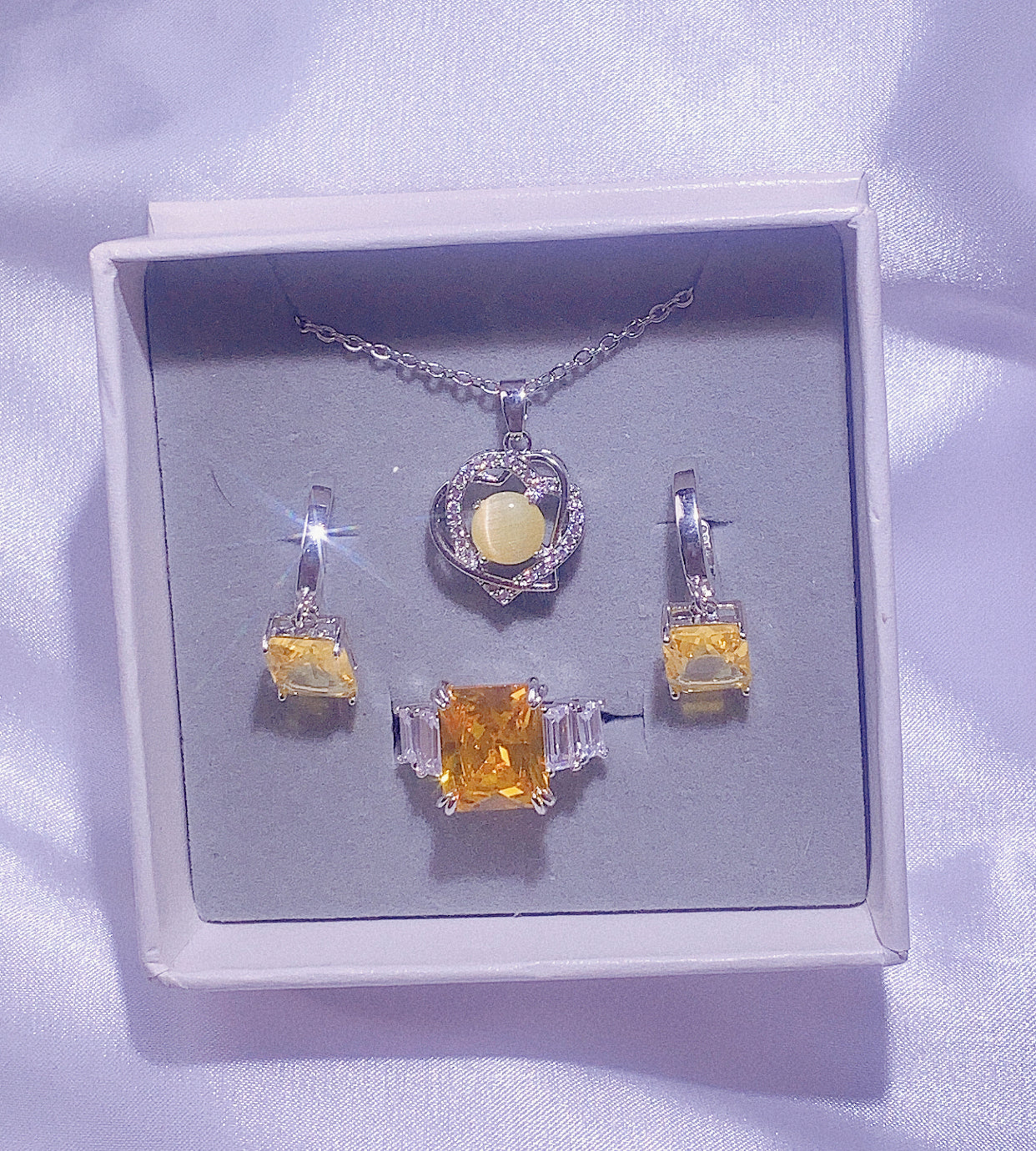 NO.46-Women's Fashion Jewelry, Yellow Three-Piece Set, Double Love Necklace, Square Earrings, Square Ring