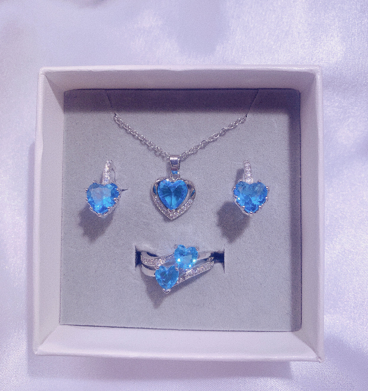 NO.43-Women's Fashion Jewelry, Blue Three-piece Set, Water Love Necklace, Love Earrings, Flash Double Love Heart Ring