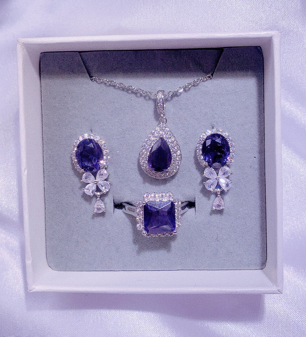 NO.64-Women's Fashion Jewelry, Purple Three-piece Set, Drop Necklace, Small Flower Earrings, Square Lace Ring