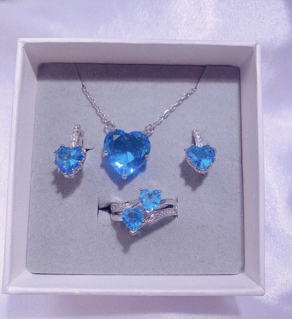 NO.26-Ladies Fashion Jewelry Exquisite 3-piece set, blue big heart necklace, love earrings, double love ring