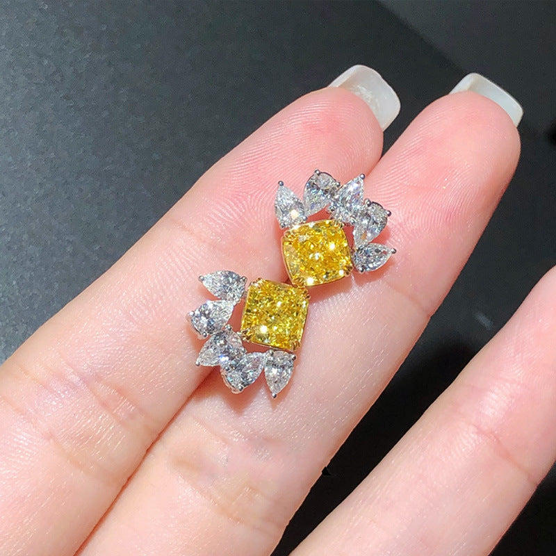 NO.39-Fine zircon yellow diamond-set earrings with water drops